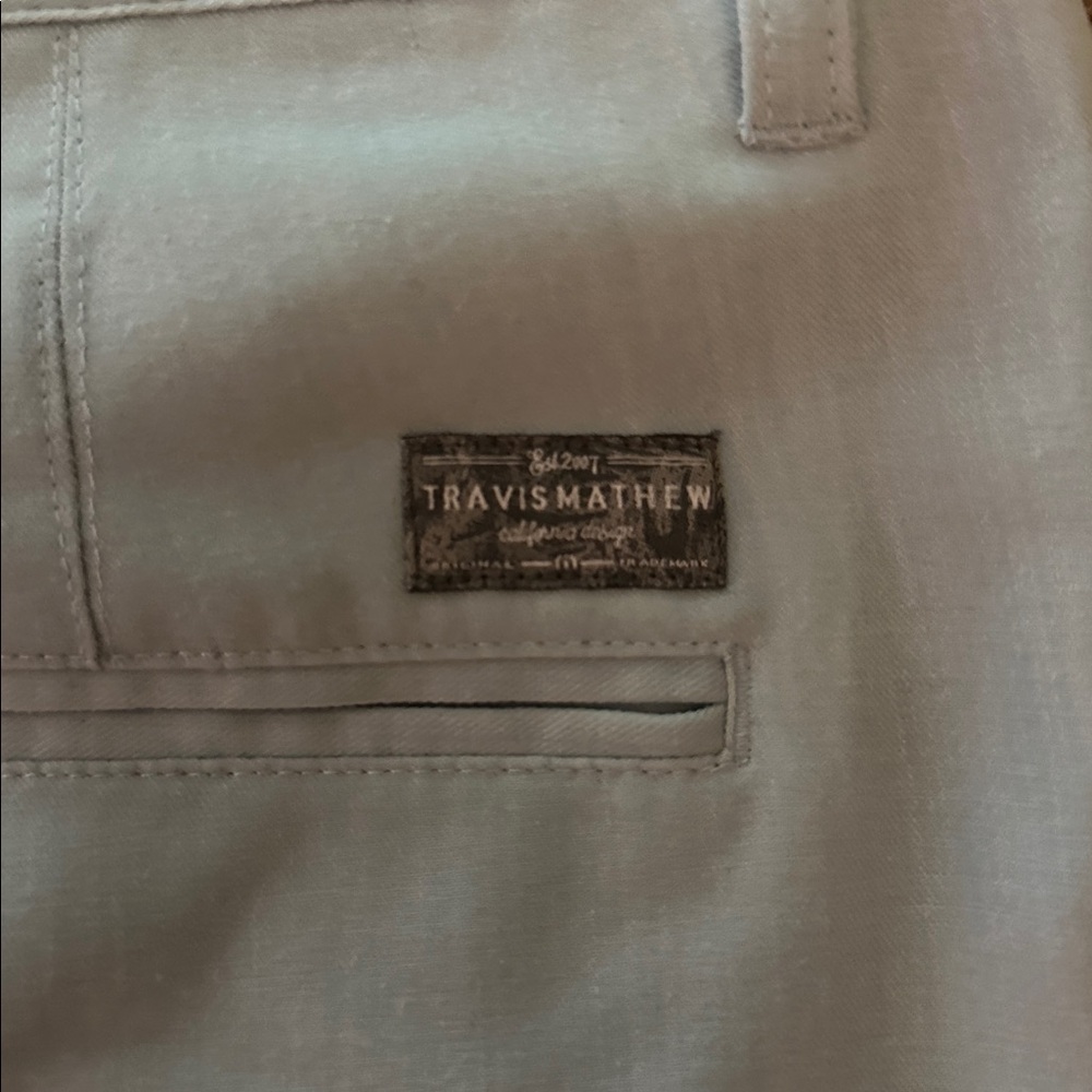 Travis Mathew golf shorts. Turquoise , very soft, size 34. - Picture 4 of 4